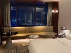 -上海龙之梦万丽酒店