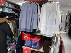 -优衣库(北京万柳华联购物中心店)