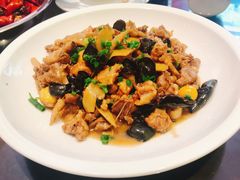 -湘潭九龙鱼头店(城南西路店)