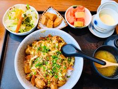 照烧鸡肉饭定食-九井澤精致料理(金茂店)