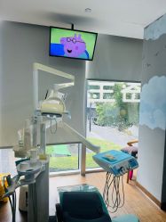 -睿宝儿科·眼科·口腔(静安大悦城门诊部)