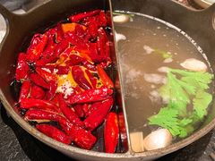 草本鸳鸯锅-盡膳口福跷脚牛肉火锅(晶耀前滩店)