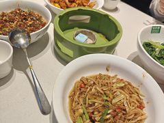 -绿草地·湘菜(悦方ID mall店)
