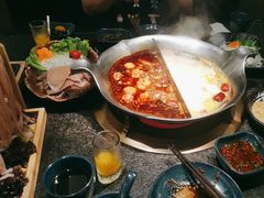 -湊湊火锅·茶憩(打浦桥日月光店)