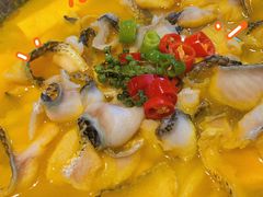 -隔壁老王·家常云南菜(花巷店)