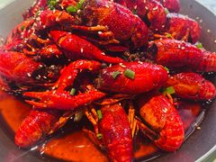 -巴厘龙虾·榜首油焖大虾(音乐学院·沿江酒馆店)