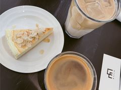 -Cafe Villa