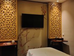 -鼎族怡华·指压·油压·经络(西单昌盛大厦店)