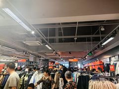 -NIKE上海青浦优选体验店