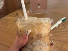 -星巴克(杭州西湖银泰1F店)