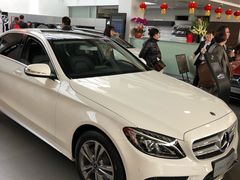 -上海星瀚奔驰4S店(红柳路店)