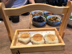 鲜肉月饼-香园茶社·金陵小灶(老门东店)