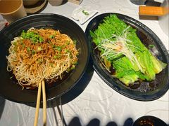 凉面-巴厘龙虾·榜首油焖大虾(洞庭·艺术洋房店)