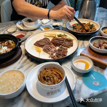 里面有很多一坨一坨的米团