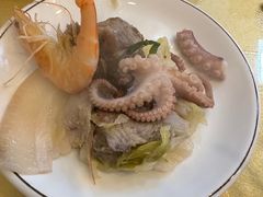 -鑫渔港海鲜本地菜·山海关浑锅(东戴河店)