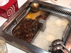 -海底捞火锅鲜切牛肉主题店(长寿路店)