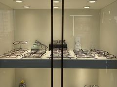 -潘多拉眼镜·蔡司依视路明月(潘家园店)