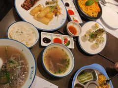 -美奈小馆·越南料理(中航城君尚购物中心店)
