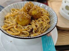 车仔面加咖喱鱼丸-古春堂凉茶甜品(拱北口岸店)