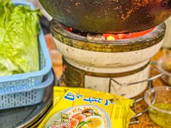 -威邵鸡煲(西华路总店)