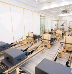 -亚太瑜伽普拉提学院