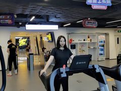 -超鹿运动(达信大厦店)