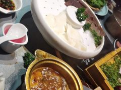 -慢丽江·云南野生菌土鸡锅(付家庄店)