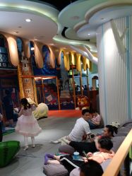 -MELAND CLUB亲子乐园•派对(虹桥万象城店)
