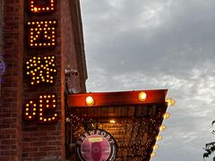 -埠口精酿夜景餐酒吧· BREWPORT BISTRO(长嘉汇重庆之眼店)
