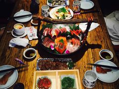 -萤初高端日料王(曲江银泰店)