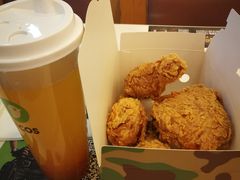 -瑞幸咖啡(外滩SOHO店)