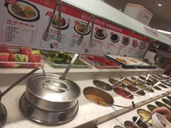 自助调料区-海底捞火锅(大融城店)