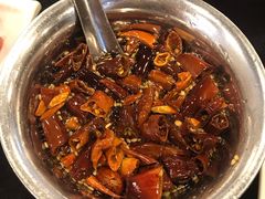 现炸辣椒油-情忆草原涮肉馆