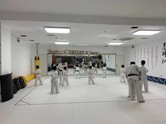 -极真空手道疾风道场(虹口凉城店)