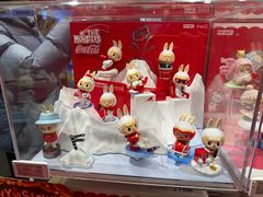 -泡泡玛特POPMART(国金街店)