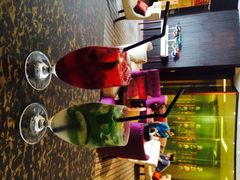 蔓越莓莫吉多和经典莫吉多-北京港澳中心瑞士酒店·瑞士咖啡厅·自助餐