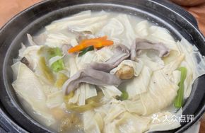 Pork Tripe Stew with Bamboo Pith and Dried Fruits