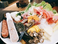 -樾餐厅泰式海鲜火锅(民歌湖店)