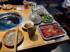 -洱火云南酸菜牛肉火锅(石景山当代商城店)