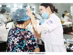 -粤港芭莎美容美发化妆学校