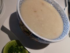 金蒜魚茸青蝦粥-五号茶居·新派粤菜·岭南五号酒店(沿江中路店)