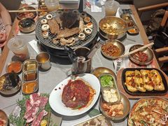 -草家酱蟹炭火烤肉店(珲春南路一店)