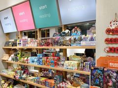 -新华传媒教材书店(中山南二路)