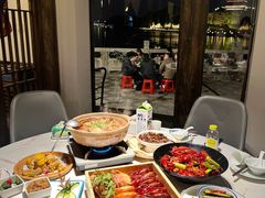 -聚汇三少·龙虾·中餐厅(莫邪路新天地店)