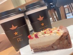 -星巴克臻选(上海中环广场2F店)