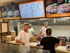 -闫家驴肉老店(华电一校店)