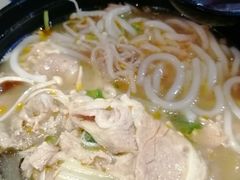 -老妈米线(港龙店)