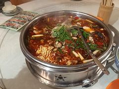 -牟记江湖重庆地标特色菜鱼蛋海鲜羊蝎子(巴南区黑金冠十多年好店)