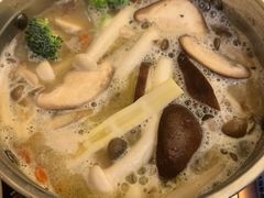 -香园自助小火锅