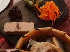 -羽深肉铺 Steak & Wine